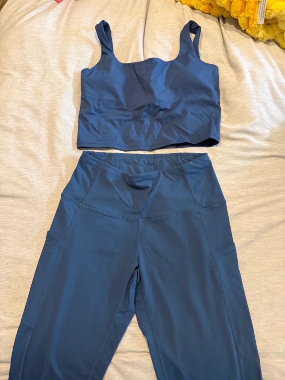 High-Rise Workout Leggings in Deep Blue